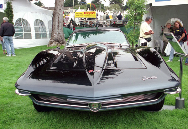 68 61-00a (04-45-28) 1961 Mako Shark Corvette.jpg